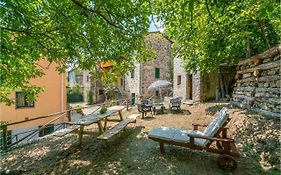 Stunning Home In Longoio With Kitchen